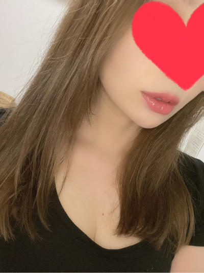 篠原 ゆりか