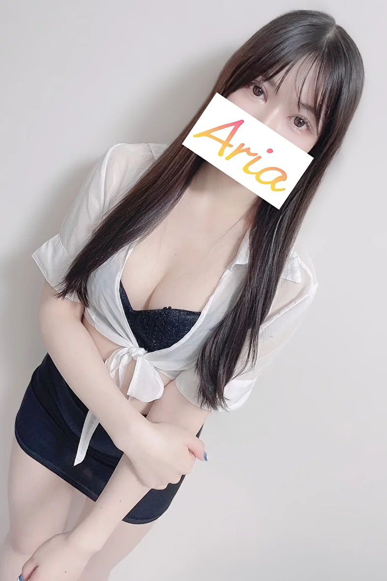 Aria (アリア) るな(23)